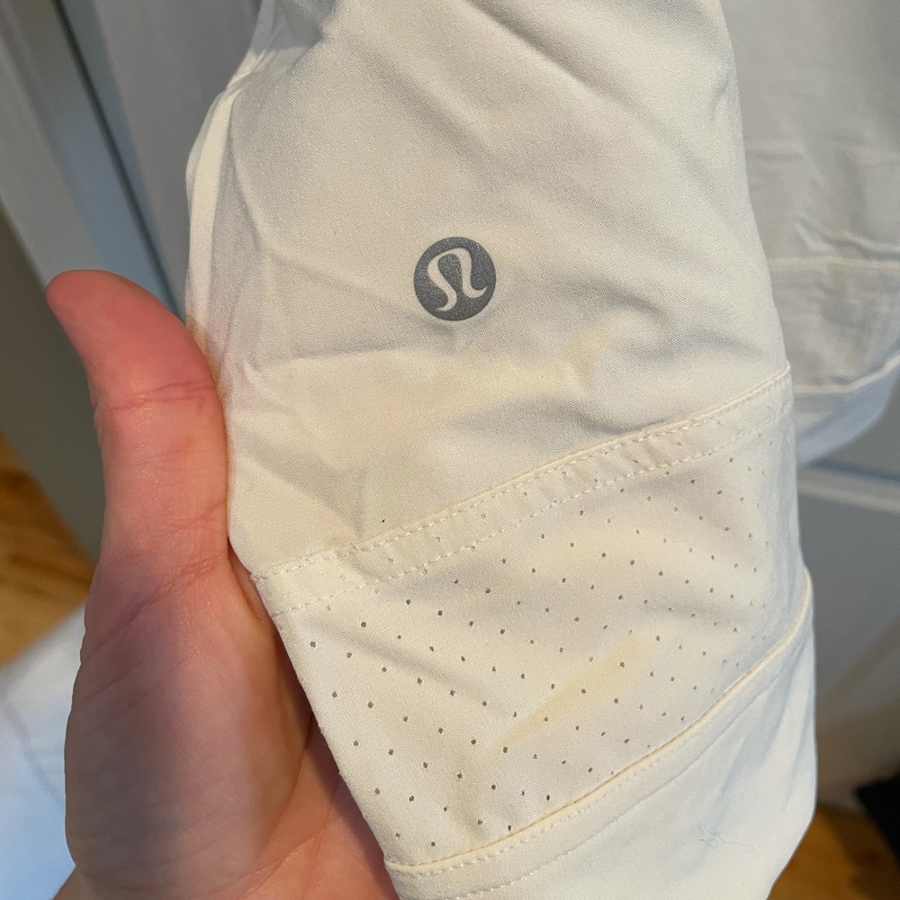 Lululemon In Depth Jacket NWT - Picture 2 of 6